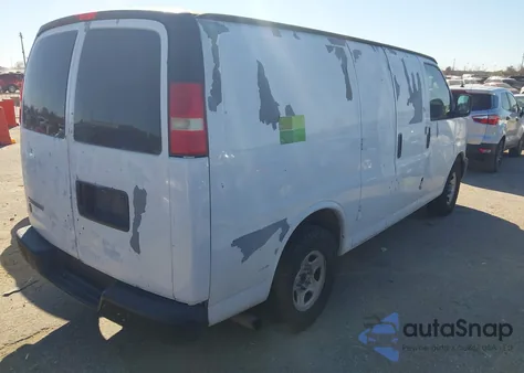 2007 Chevrolet Express Work Van z USA, uszkodzony, nr VIN 1GCFG15X871163159